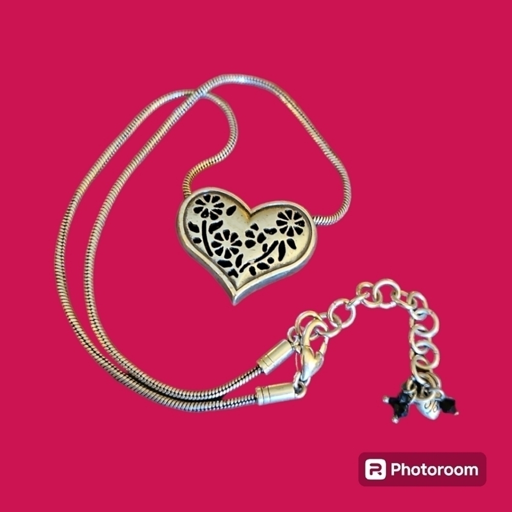 BRIGHTON Daisy Heart Pendant Chain Necklace